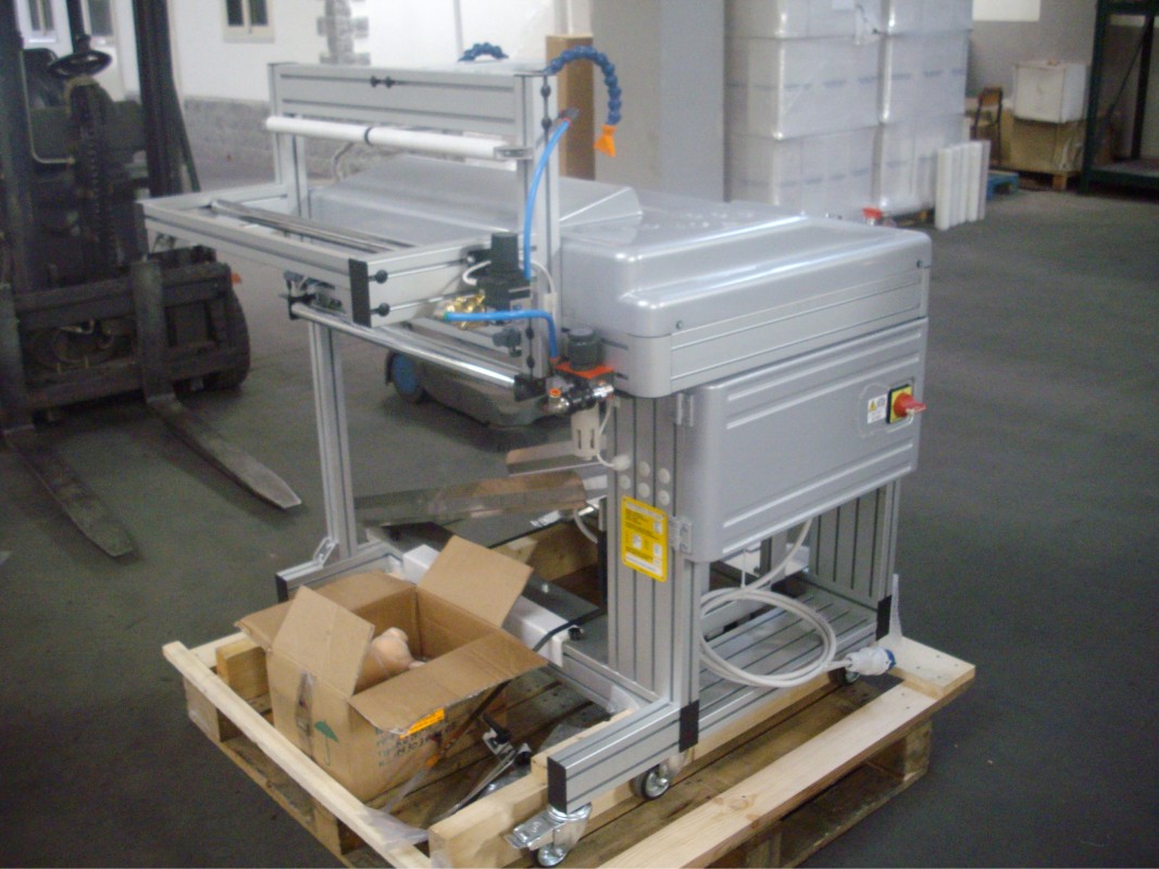 Simplicita 600 2.jpg Imbustatrice automatica - Azienda ingrosso giocattoli - M. Lubrense (NA) 2